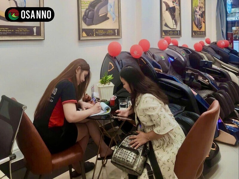 Ghế massage giúp giảm căng thẳng, mệt mỏi sau ngày dài làm việc