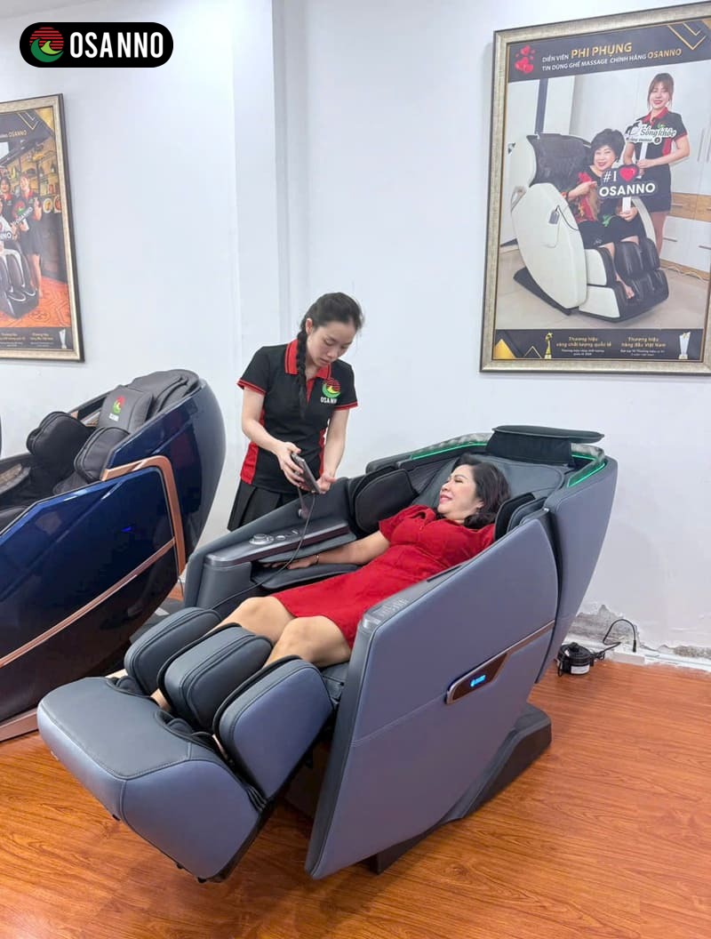 Tính năng massage chuyên sâu vùng thắt lưng rất hữu ích cho người lớn tuổi