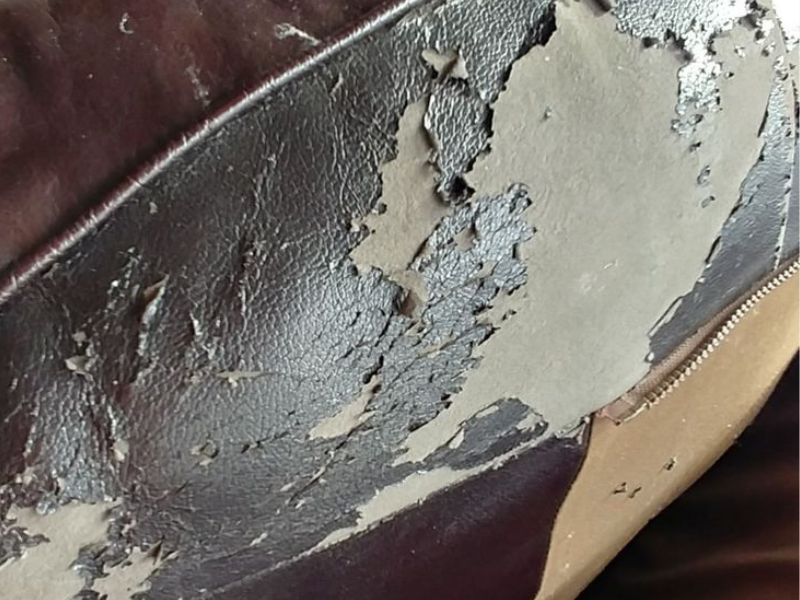 Da ghế massage nứt hoặc bong tróc ảnh hưởng trải nghiệm