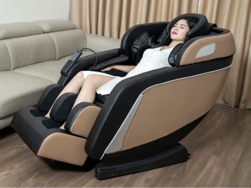 Ghế massage xung điện giảm đau cơ bắp và thư giãn hiệu quả