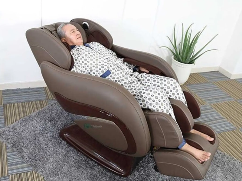 Motor điều khiển lực massage, tốc độ và các chuyển động ngả lưng, nâng chân của ghế massage