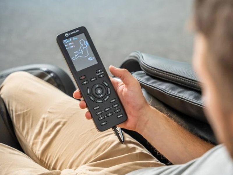 Sửa remote sai kỹ thuật gây chập bo mạch ghế massage
