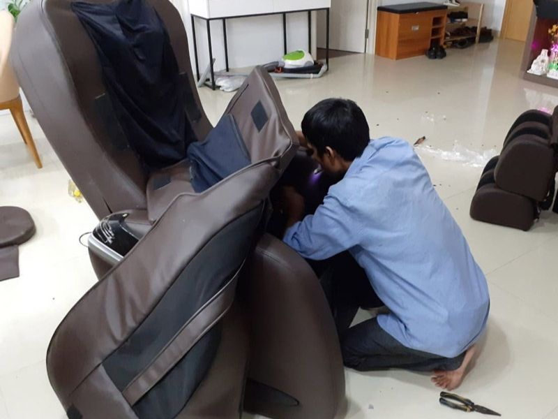 Van điện từ ghế massage hỏng gây tắc khí túi massage