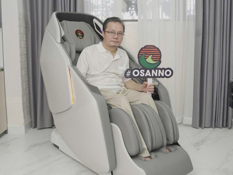 Ghế massage toàn thân là giải pháp an toàn thay thế massage xung điện